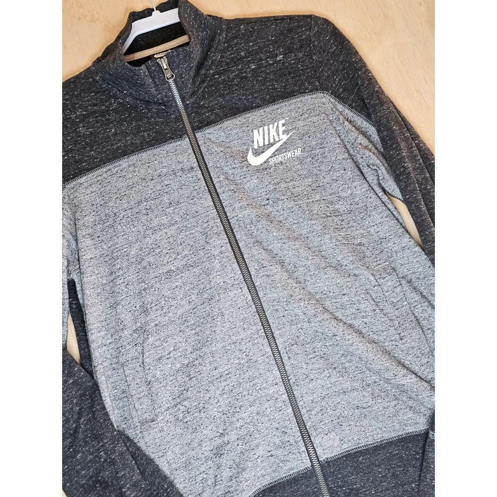 Nike Sportswear Gym Vintage Full Zip Jacket Grey Heather AR3790-010 Mens Medium